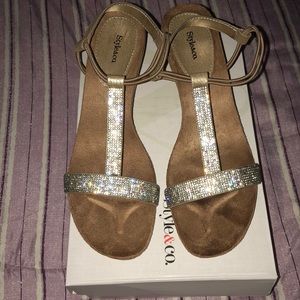Beautiful diamond sandals brand new